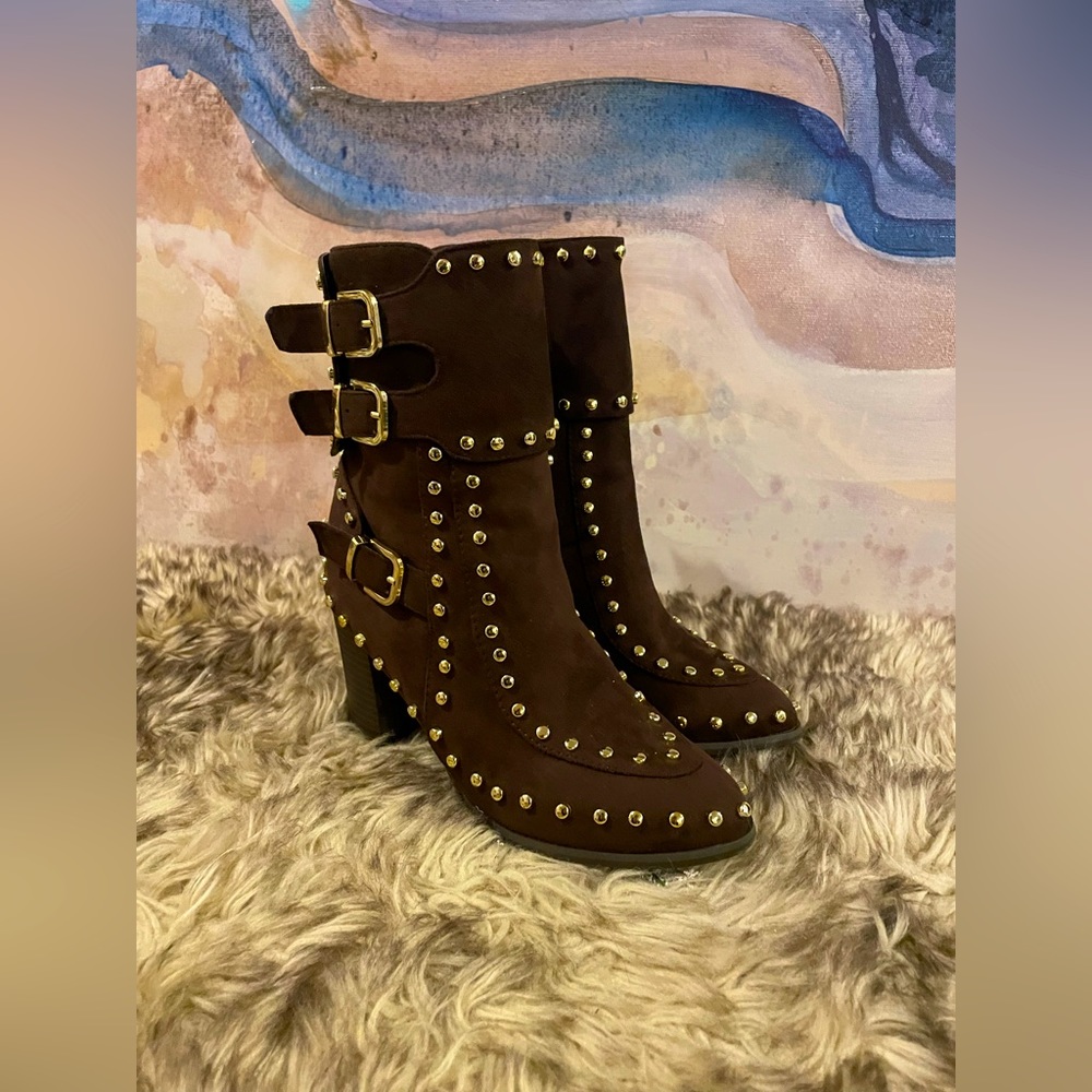 Vintage Havana Harper 6 Brown heeled boots( Women’s Size 6)